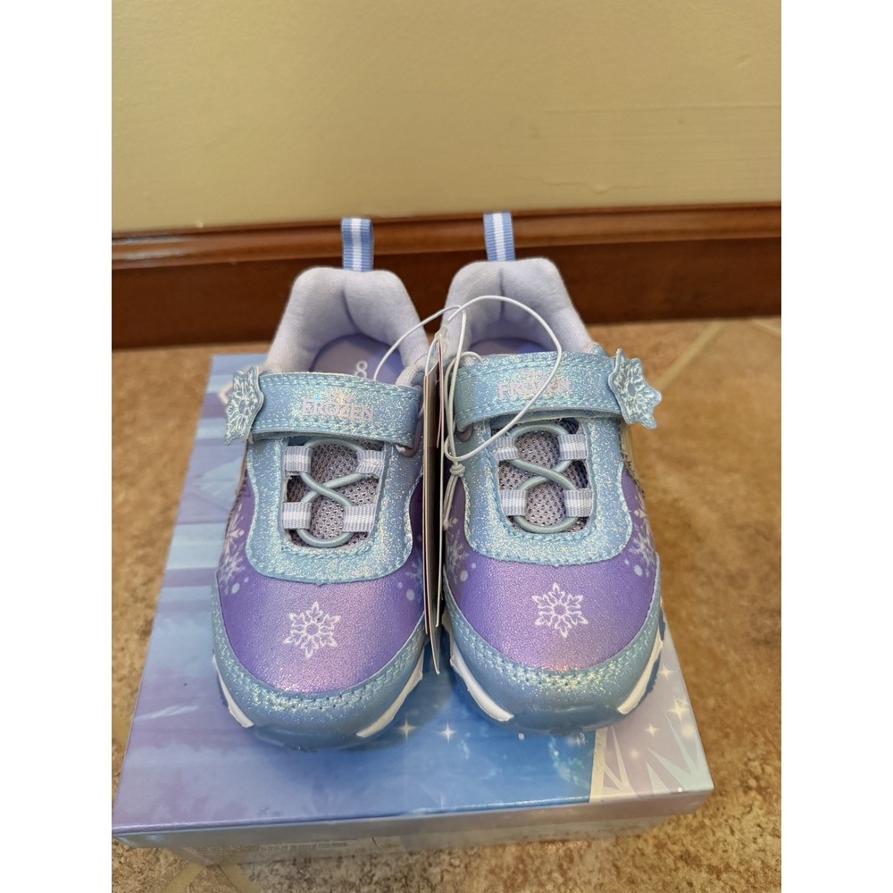 Toddler Girls' Disney Frozen Light Up Elsa & Anna Sneakers Size 8 NWB Shoes - Picture 2 of 10
